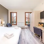 B And B Casanova Ai Tolentini Ξενοδοχείο 3*