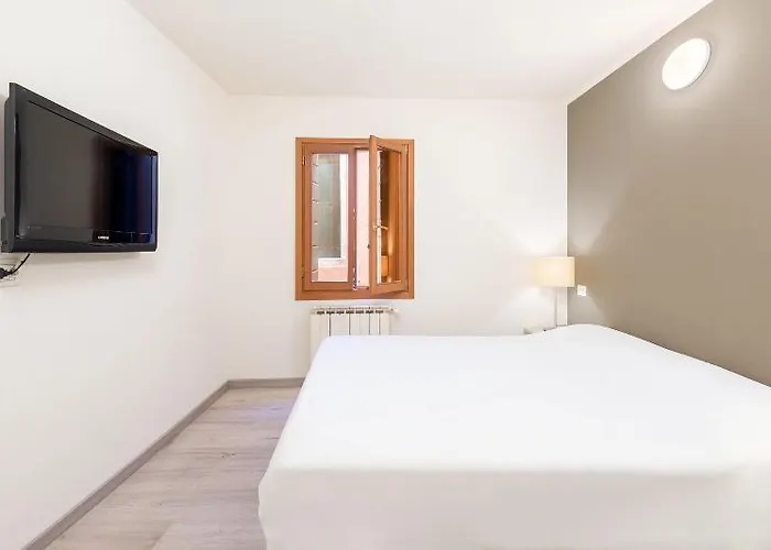 B And B Casanova Ai Tolentini Hotel Venedig