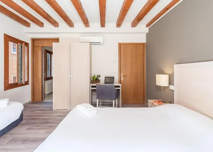 B And B Casanova Ai Tolentini Venedig